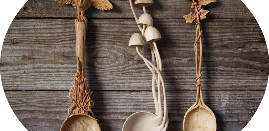 5 Best Spoon Carving Tools (Hook Knives + Spoon Kits)