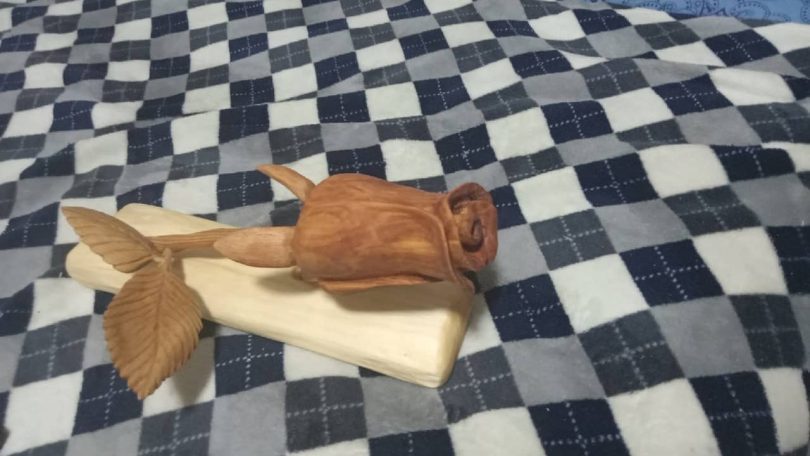 Różana figurka drewniana
Author - <a href="https://vk.com/rezba_nsk" rel="nofollow">Wood Sculptor</a>