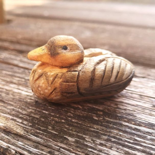 Carved wooden duck
Author - <a href="https://www.instagram.com/chewartwork/" rel="nofollow">Claire Shaw</a>