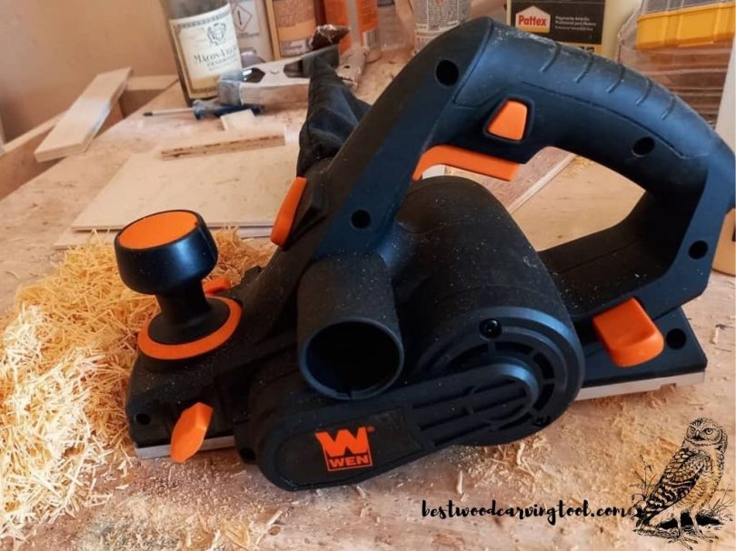 Best 7 Electrical and 3 Mechanical Hand Planers for WoodWorking