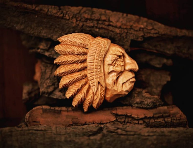 Native American warrior carved out Limewood
Author - <a href="https://www.instagram.com/nima.kiann/" rel="nofollow">Nima Kian</a>